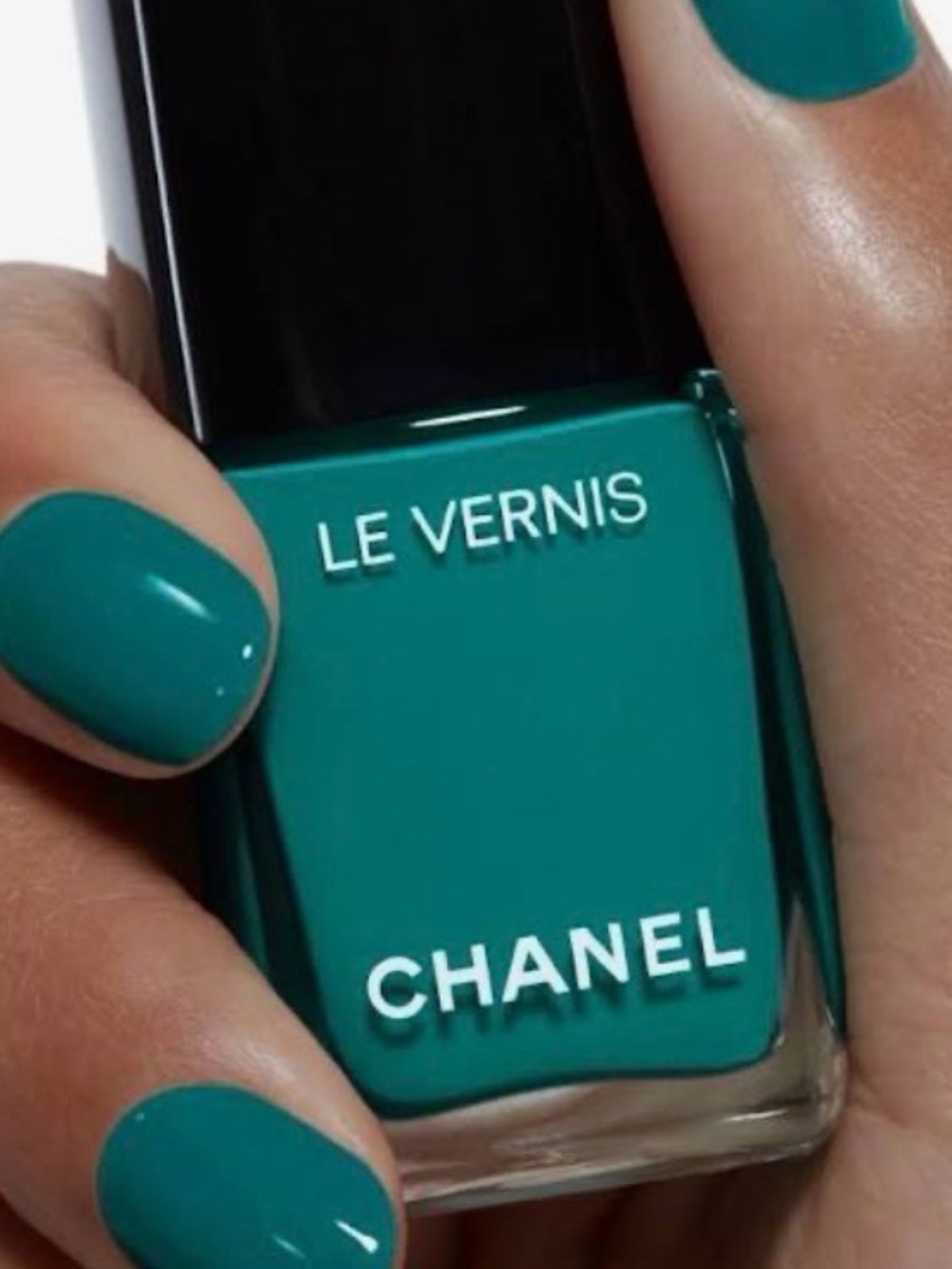 CHANEL | Le Vernis Nail Polish | Shade Harmony